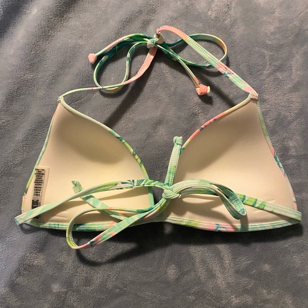 NWOT Victoria’s Secret PINK Tropical Molded Cup Bikini Top Size Small-DD - Picture 2 of 9